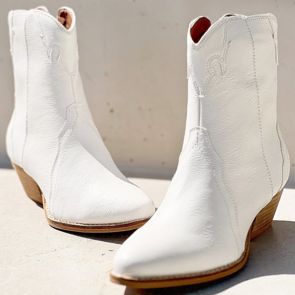 NEW Pointy Toe Stack Block Heel Zip Up Western Ankle Booties Boots Off White - Picture 4 of 16